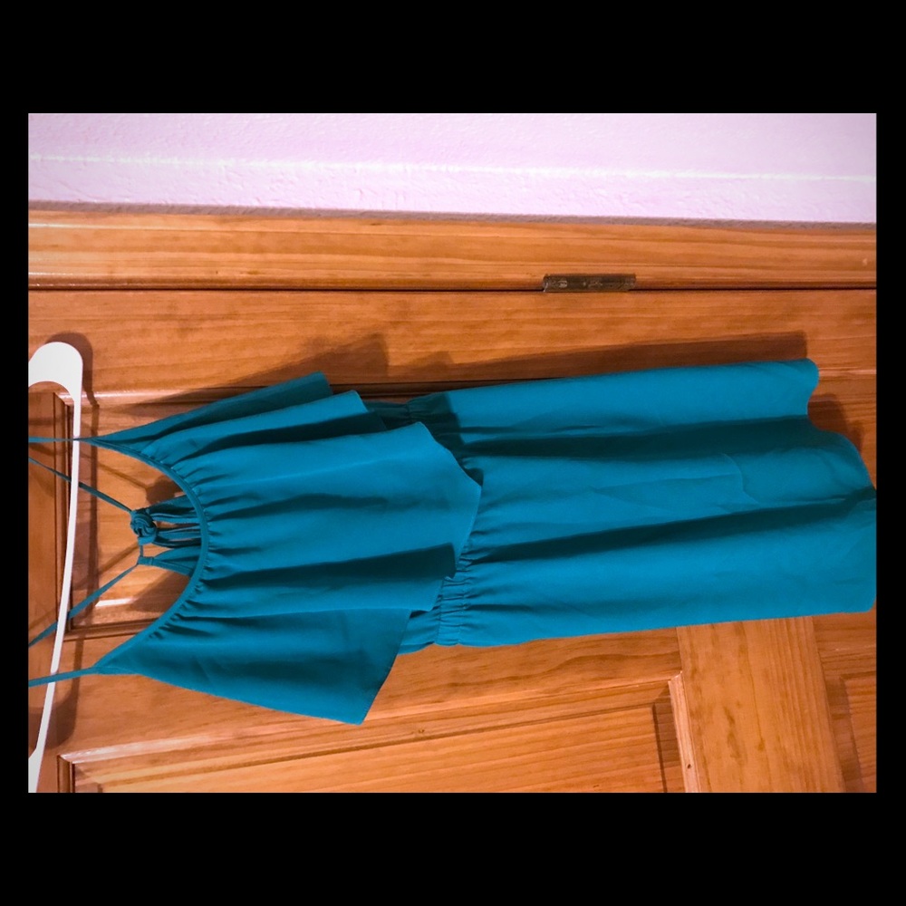 Like new AE dress with pockets!